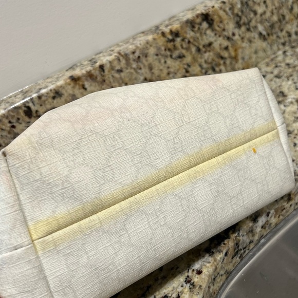 Gucci GG Plus Monogram Small Jolicoeur Tattoo Heart Tote Off White Red Sold Out - Picture 13 of 13